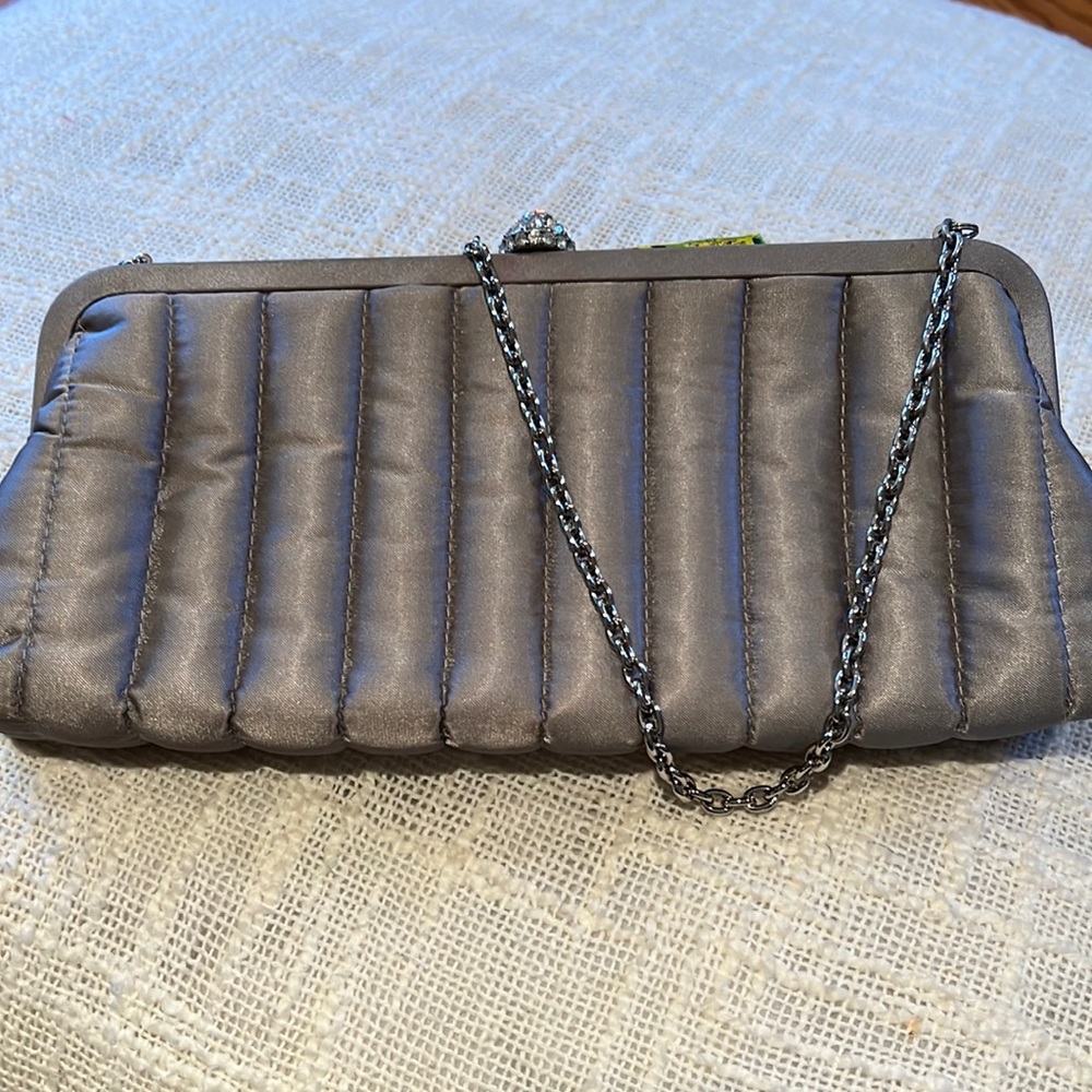 Three clutch bags with chain. Small but can hold iPhone lipstick - Picture 5 of 5